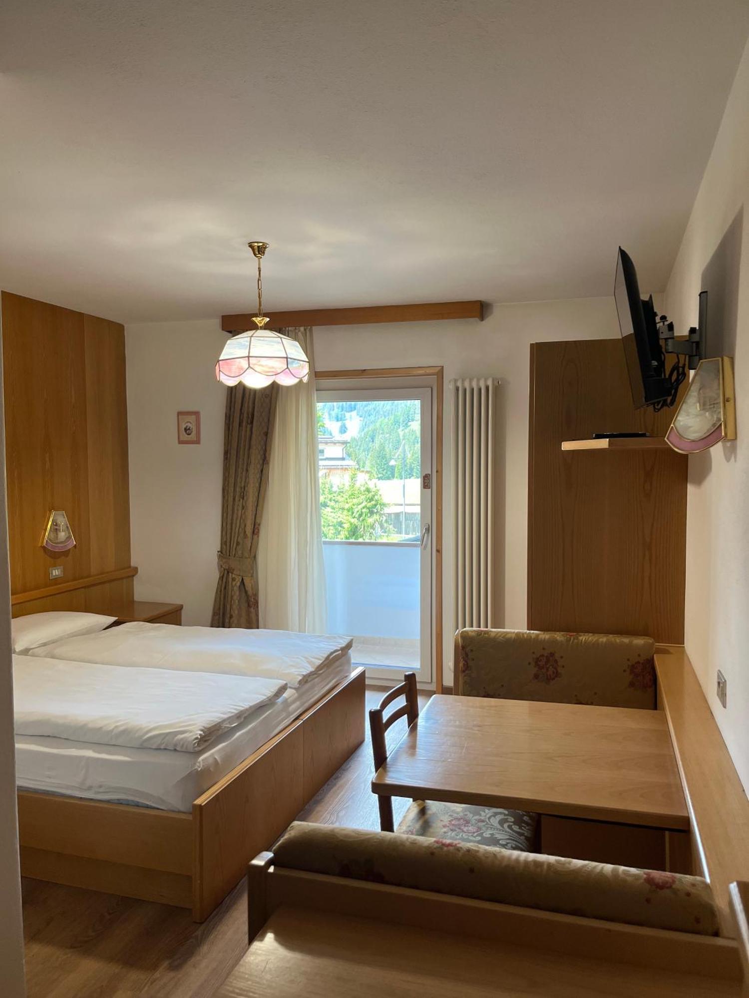 Dolomiten Hotel Irma Canazei Εξωτερικό φωτογραφία