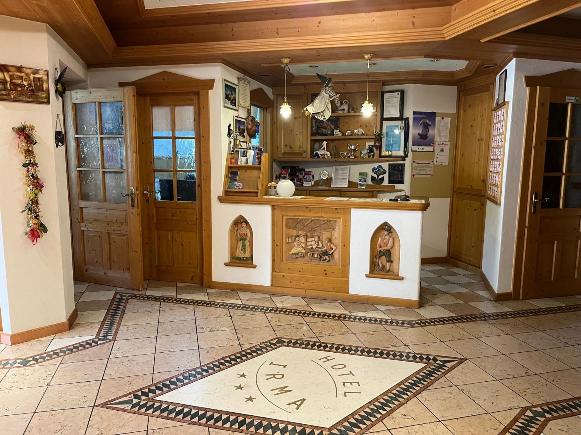 Dolomiten Hotel Irma Canazei Εξωτερικό φωτογραφία