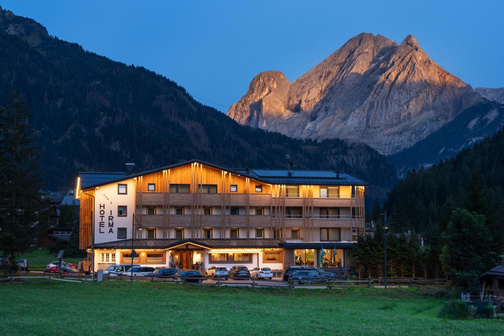 Dolomiten Hotel Irma Canazei Εξωτερικό φωτογραφία